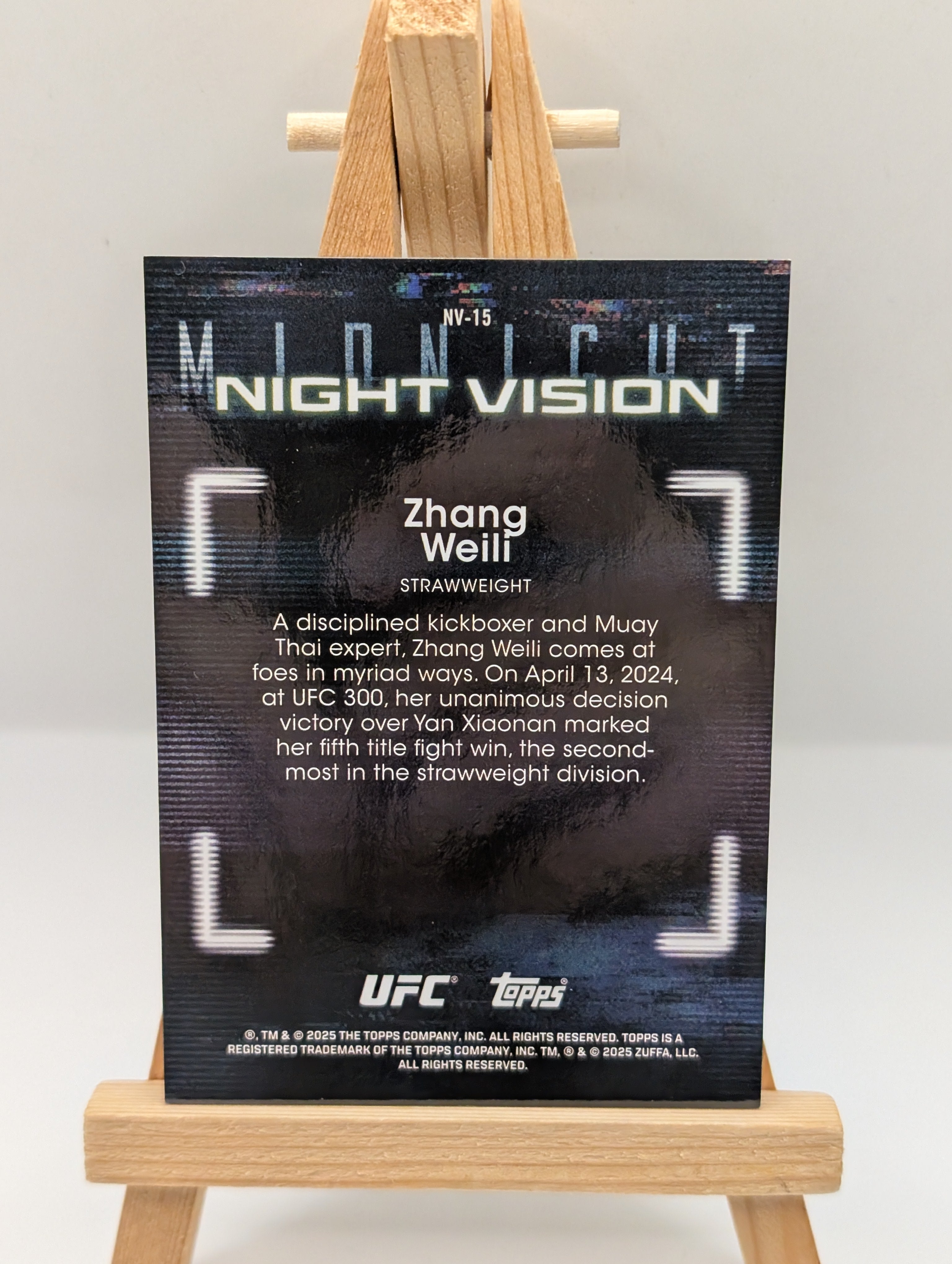 2025 Topps Midnight UFC Zhang Weili Night Vision #NV-15 FRENLY BRICKS - Open 7 Days
